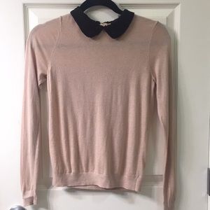 Light pink sweater with lace collar